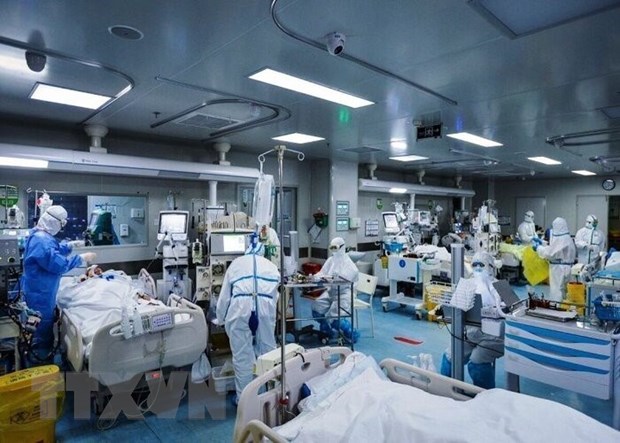 Iran lần đầu đóng cửa văn phòng chính phủ và ngân hàng để phòng dịch