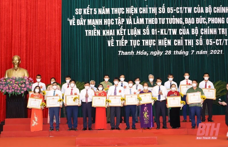 Tiếp tục làm tốt công tác tư tưởng, đáp ứng yêu cầu, nhiệm vụ trong tình hình mới