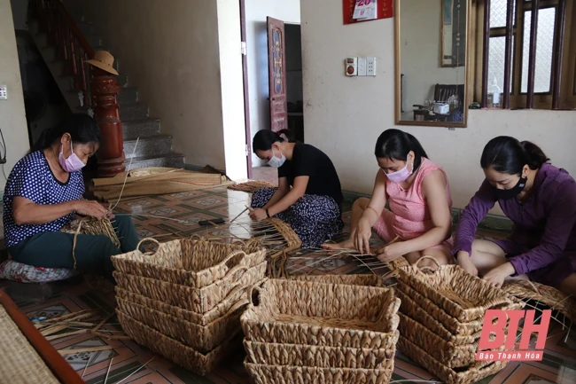 Phụ nữ huyện Nga Sơn hỗ trợ hội viên phát triển ngành nghề, nâng cao thu nhập