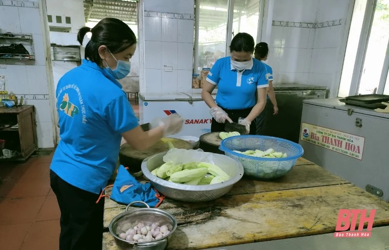 Các cấp hội phụ nữ tham gia và vận động hỗ trợ phòng, chống dịch COVID-19 tổng trị giá hơn 17 tỷ đồng