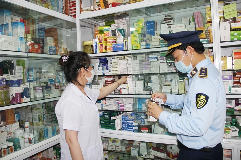 Đảm bảo không có hiện tượng tăng giá đối với thiết bị vật tư y tế phòng, chống dịch COVID-19