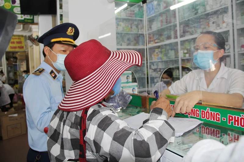 Đảm bảo không có hiện tượng tăng giá đối với thiết bị vật tư y tế phòng, chống dịch COVID-19