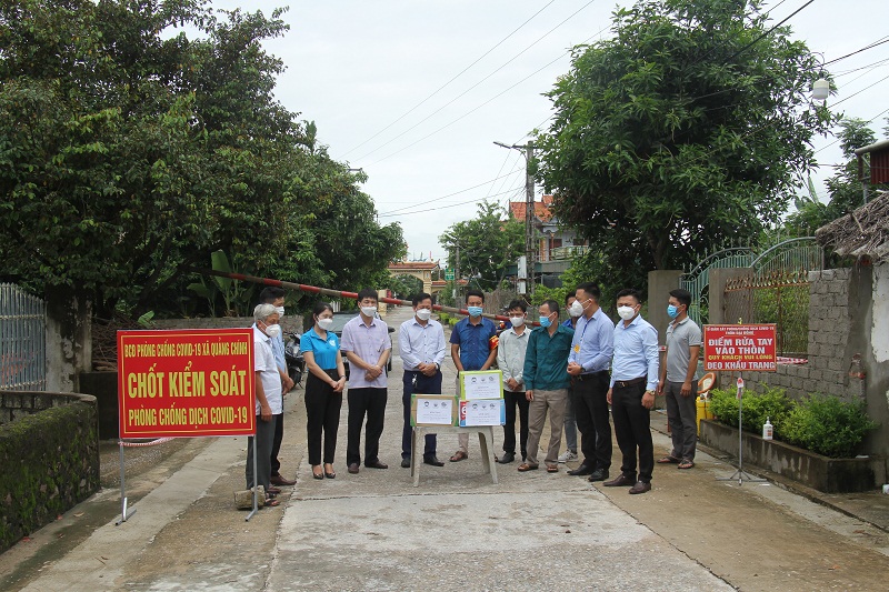 TYM Chi nhánh Thanh Hóa hỗ trợ các chốt phòng chống dịch COVID-19 trên địa bàn Quảng Xương