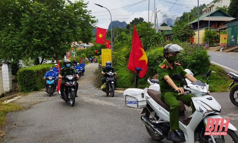 Công an huyện Quan Sơn vừa bảo đảm an ninh - trật tự vừa tham gia phòng, chống dịch