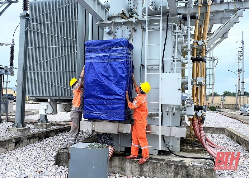 EVNNPC kiểm tra công tác ứng phó cơn bão số 7 tại Công ty Điện lực Thanh Hóa