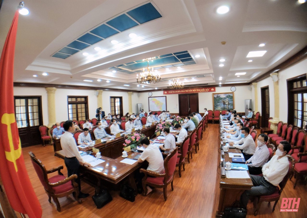 Ban Thường vụ Tỉnh ủy cho ý kiến vào dự thảo nghị quyết xây dựng, phát triển TP Thanh Hóa và chuyển đổi số tỉnh Thanh Hóa