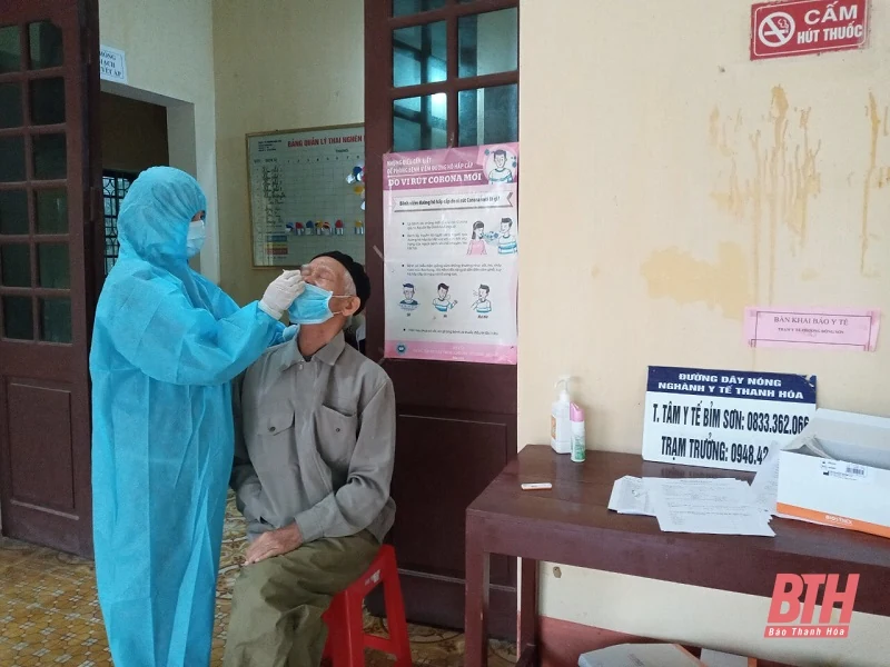 Thị xã Bỉm Sơn xét nghiệm tầm soát COVID-19 trên diện rộng