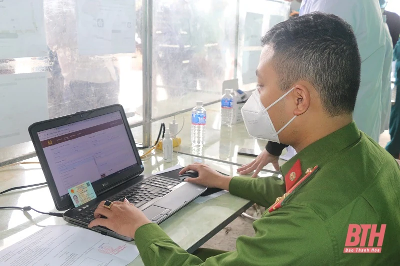 Kiểm soát chặt chẽ người và phương tiện vào tỉnh Thanh Hóa qua Dốc Xây