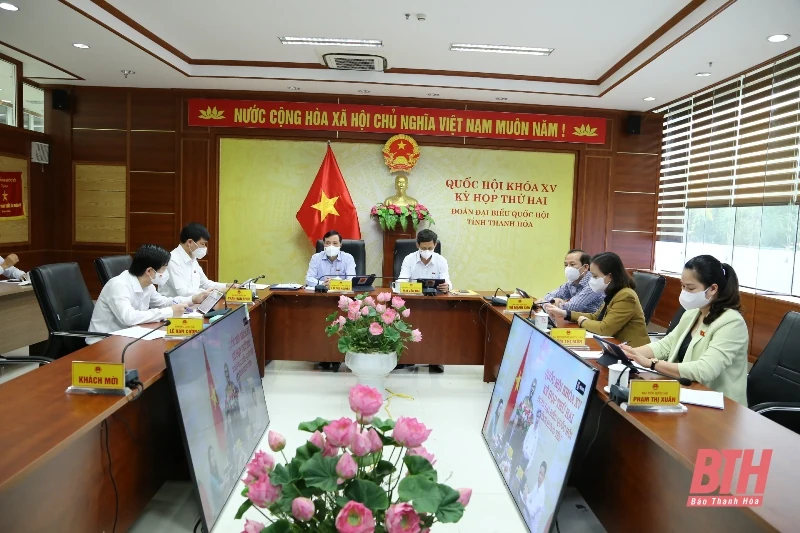 Quốc hội thảo luận trực tuyến về dự kiến Kế hoạch cơ cấu lại nền kinh tế giai đoạn 2021-2025