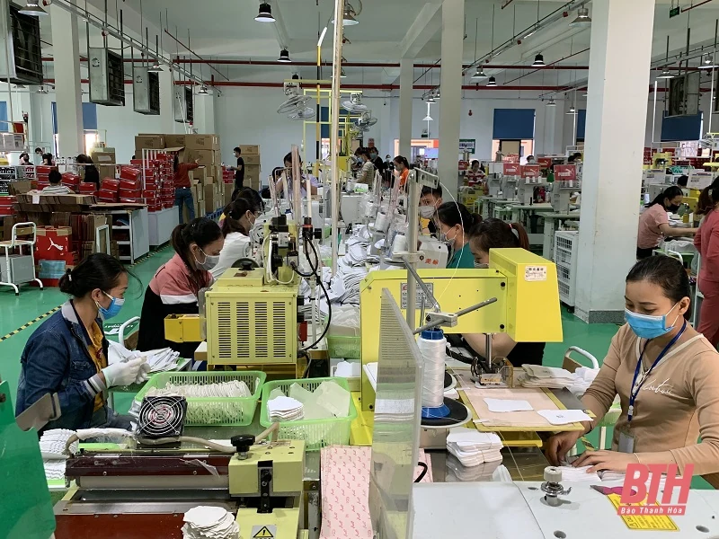 Một số giải pháp nhằm hỗ trợ doanh nghiệp, người dân chịu tác động của dịch COVID-19
