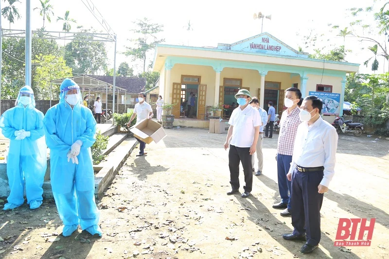 Phó Bí thư Thường trực Tỉnh ủy Lại Thế Nguyên yêu cầu khẩn trương khoanh vùng, dập tắt ổ dịch COVID-19 tại xã Lộc Thịnh, huyện Ngọc Lặc