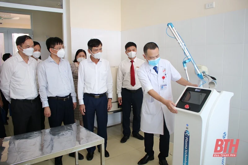 Agribank tài trợ 5 tỷ đồng đầu tư trang thiết bị y tế cho Bệnh viện đa khoa huyện Hậu Lộc