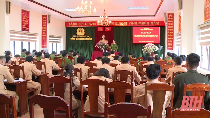 Giao ban công tác bảo đảm trật tự an toàn giao thông