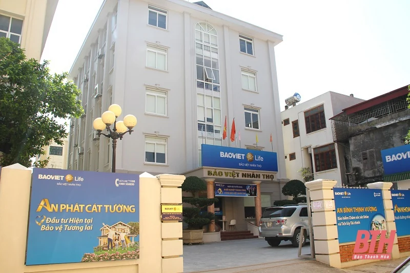 Bảo Việt Nhân Thọ Thanh Hóa chi trả 850 triệu đồng quyền lợi bảo hiểm cho khách hàng