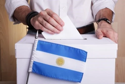 Cử tri Argentina chính thức bắt đầu đi bỏ phiếu bầu cử Quốc hội