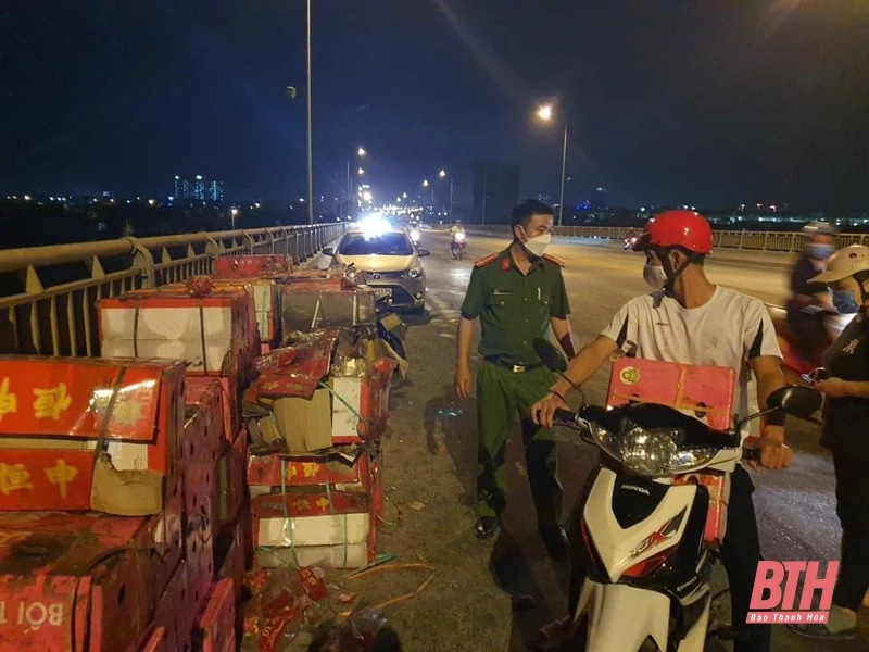 Những câu chuyện ấm lòng mùa dịch