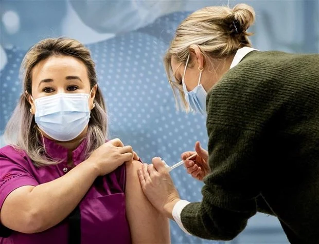 Hà Lan cấm pháo hoa dịp năm mới trong bối cảnh làn sóng dịch gia tăng