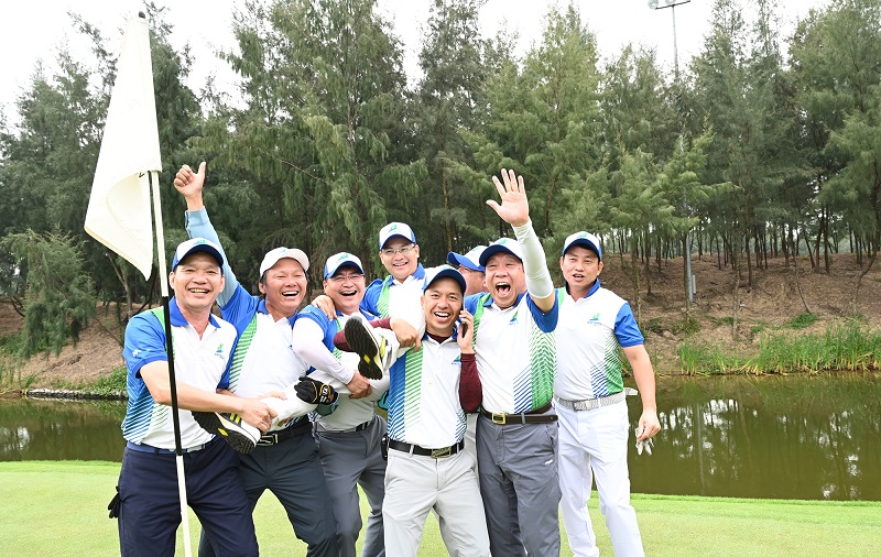 Hai giải HIO tổng trị giá 10 tỷ đồng của Bamboo Airways Golf Tournament 2021 đã tìm được chủ nhân