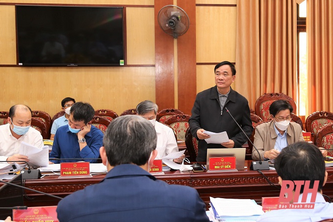 Thảo luận, cho ý kiến vào quy định nâng cao công tác quản lý bộ máy Nhà nước và một số chính sách, kế hoạch phát triển kinh tế - xã hội