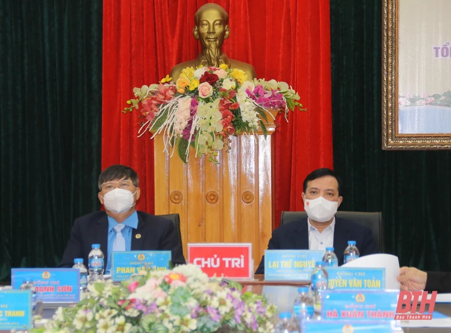 Cụm thi đua Liên đoàn Lao động các tỉnh Bắc Trung Bộ tổng kết phong trào thi đua năm 2021