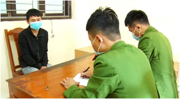 Bắt đối tượng lừa đảo chiếm đoạt tài sản tại xã Thuận Minh