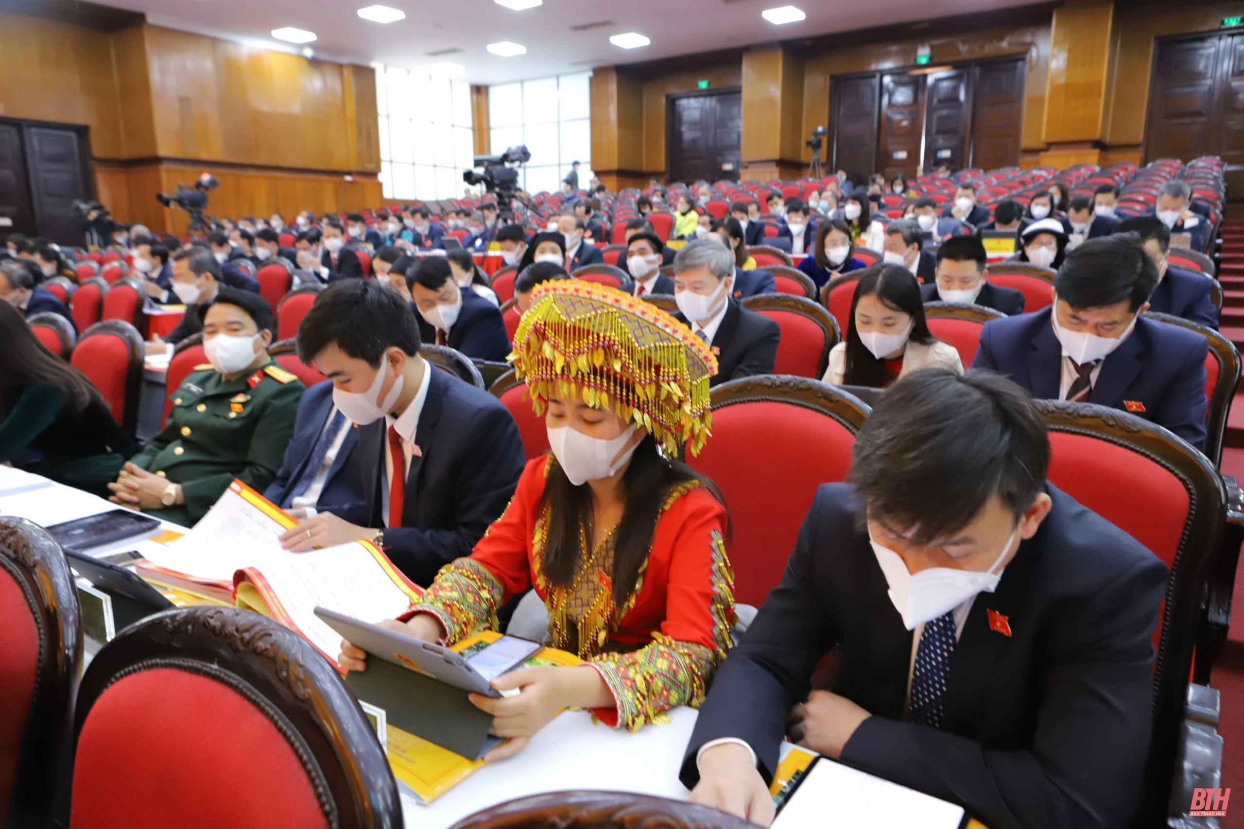 Khai mạc trọng thể Kỳ họp thứ tư, HĐND tỉnh Thanh Hóa khóa XVIII