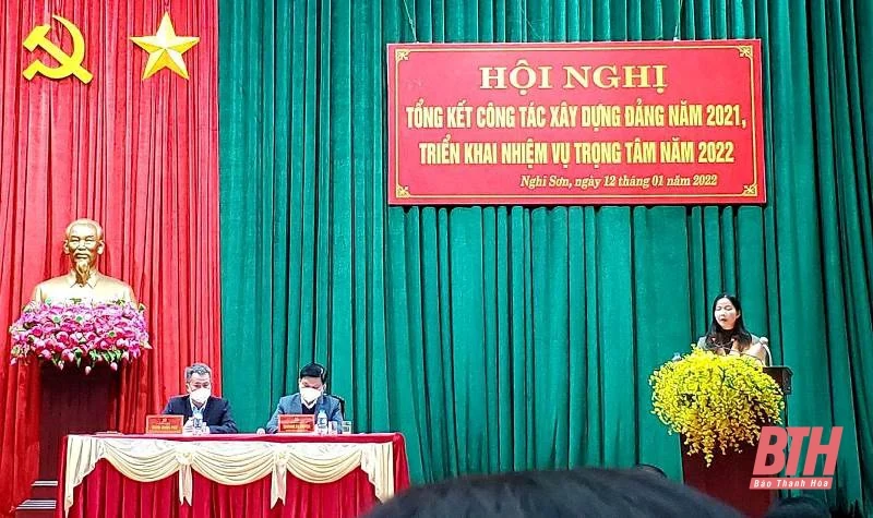 Tiếp tục đổi mới, nâng cao năng lực lãnh đạo và sức chiến đấu của tổ chức đảng