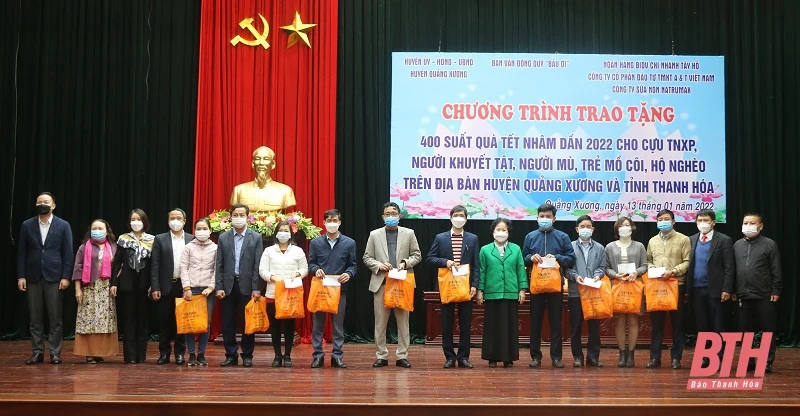 Quỹ Bầu ơi trao tặng 600 suất quà xuân nhân ái tại Thanh Hóa