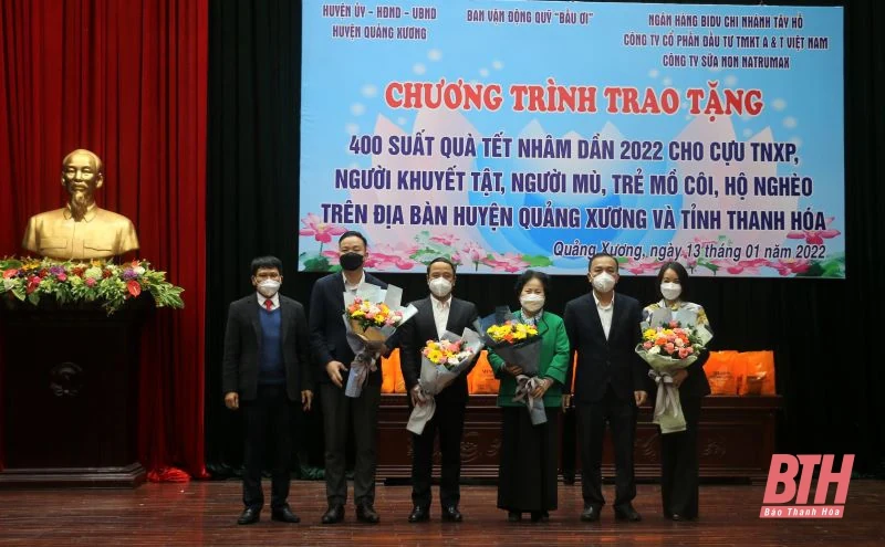 Quỹ Bầu ơi trao tặng 600 suất quà xuân nhân ái tại Thanh Hóa