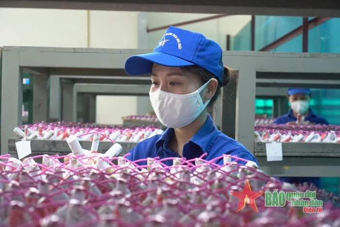 Thông tin dừng bán sản phẩm pháo hoa “giàn phun viên”, “giàn phun hoa” do có tiếng nổ là chưa chính xác
