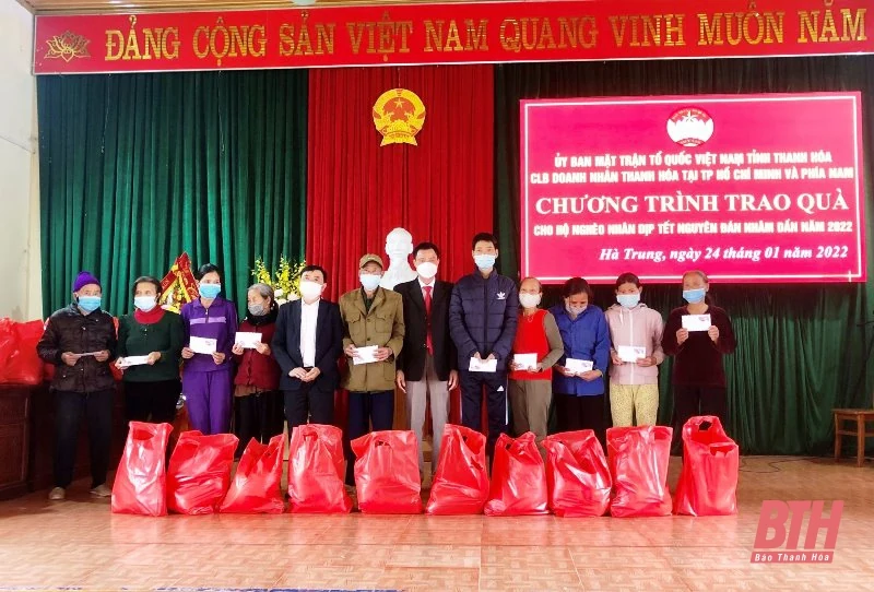 Huyện Hà Trung: Nhiều hoạt động thiết thực chăm lo Tết cho gia đình chính sách, gia đình có hoàn cảnh khó khăn