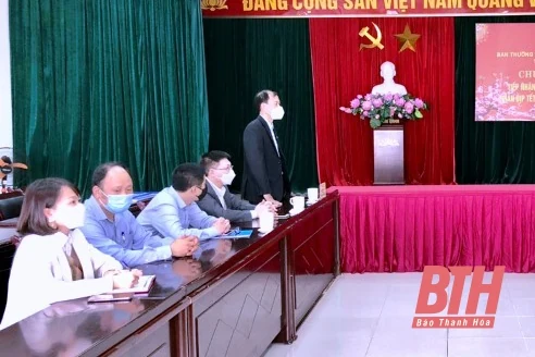 Các đơn vị thuộc Ủy ban quản lý vốn Nhà nước tại doanh nghiệp tặng quà Tết các hộ gia đình có hoàn cảnh khó khăn