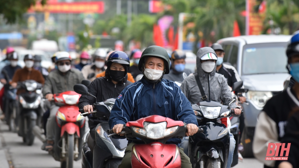 Giao thông TP Thanh Hóa đông đúc những ngày giáp tết