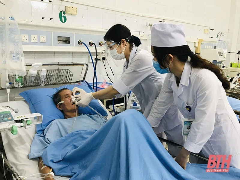 Thực hiện tốt công tác chăm sóc sức khỏe người dân trong dịp tết