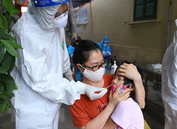 Không xông cho trẻ, không dùng thuốc kháng virus khi chưa có chỉ định