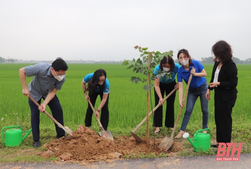 Hội LHPN và Thành đoàn thành phố Thanh Hóa phát động “Chương trình trồng cây xanh”