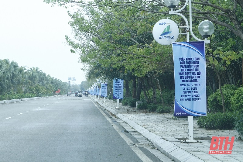 Sầm Sơn: Rực rỡ cờ hoa chào mừng kỷ niệm 30 năm thiết lập quan hệ ngoại giao Việt Nam - Hàn Quốc