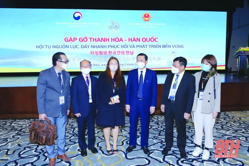 Tăng cường hợp tác, thúc đẩy tình hữu nghị ngày càng phát triển và bền chặt