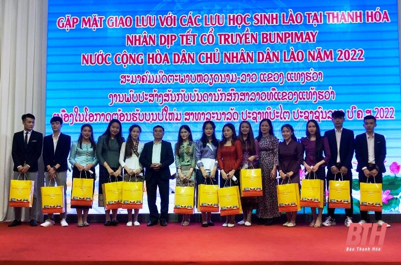 Gặp mặt giao lưu với các lưu học sinh Lào tại Thanh Hóa nhân dịp Tết cổ truyền Bunpimay