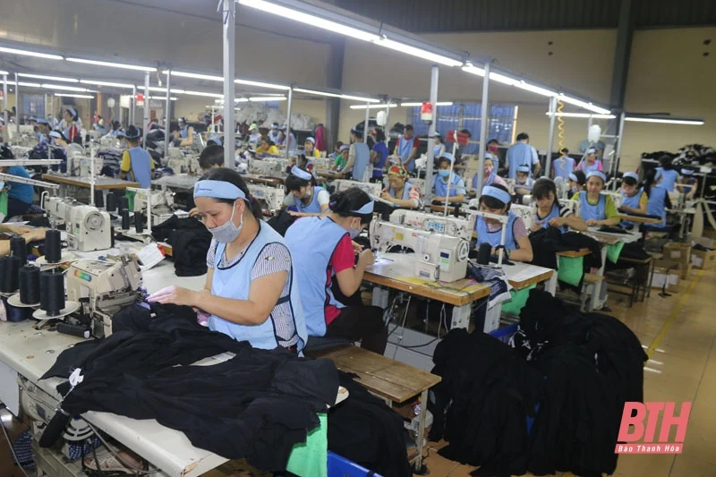 Công ty TNHH May Man Seon Global với phong trào thi đua “Giỏi việc nước, đảm việc nhà”