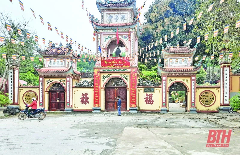 Về Vĩnh Lộc thăm ngôi chùa cổ Tường Vân