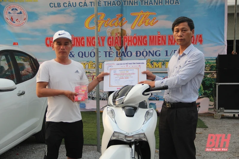Cần thủ đến từ Hà Nội giành giải nhất tại Giải câu cá thể thao Thanh Hóa chào mừng các ngày lễ lớn