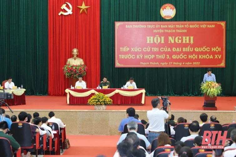 Đại tướng Lương Cường cùng các ĐBQH tỉnh Thanh Hóa tiếp xúc cử tri huyện Thạch Thành