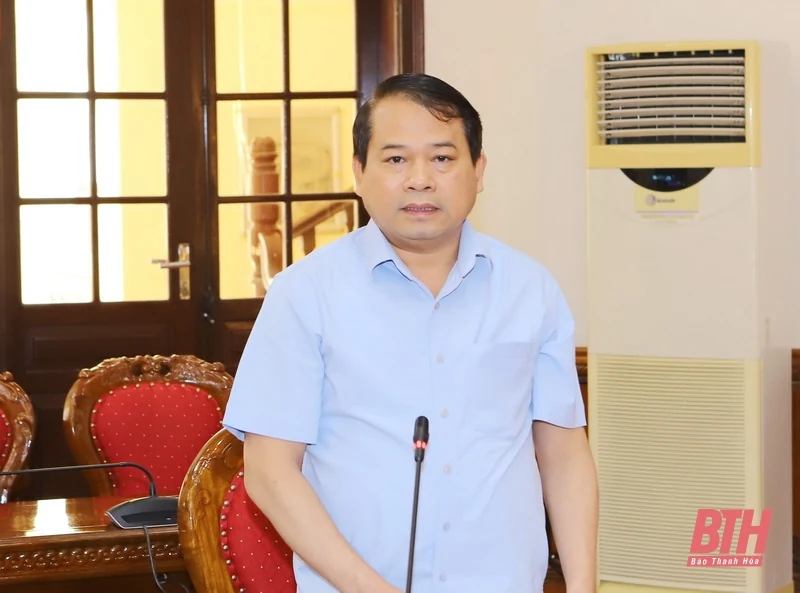 Công bố và trao quyết định của Ban Thường vụ Tỉnh ủy Thanh Hóa về công tác cán bộ