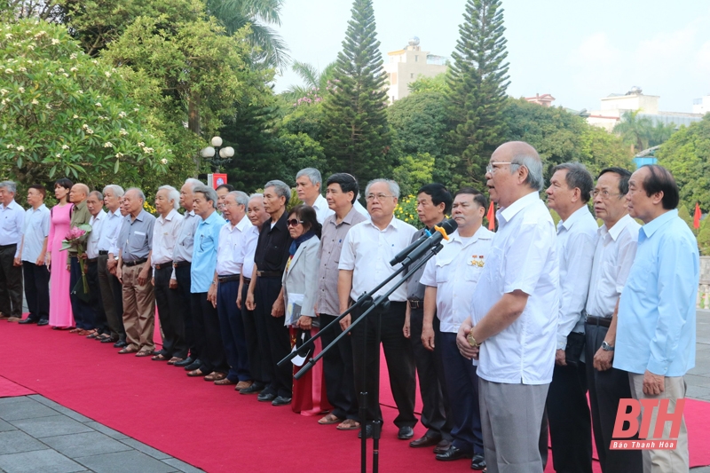 Câu lạc bộ Hàm Rồng phát huy vai trò của người cao tuổi, nêu gương sáng trong sự nghiệp xây dựng và phát triển thành phố