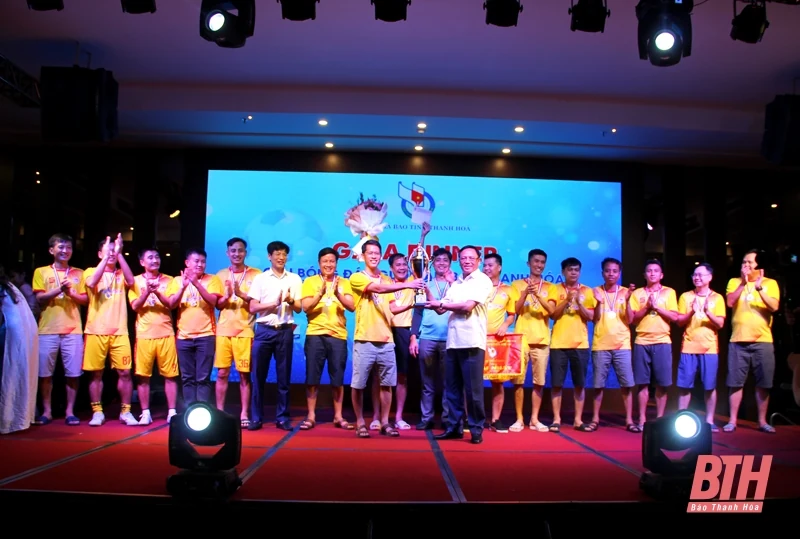 Giải bóng đá Người làm báo Thanh Hóa lần thứ V - Cúp Đông Á 2022 thành công tốt đẹp