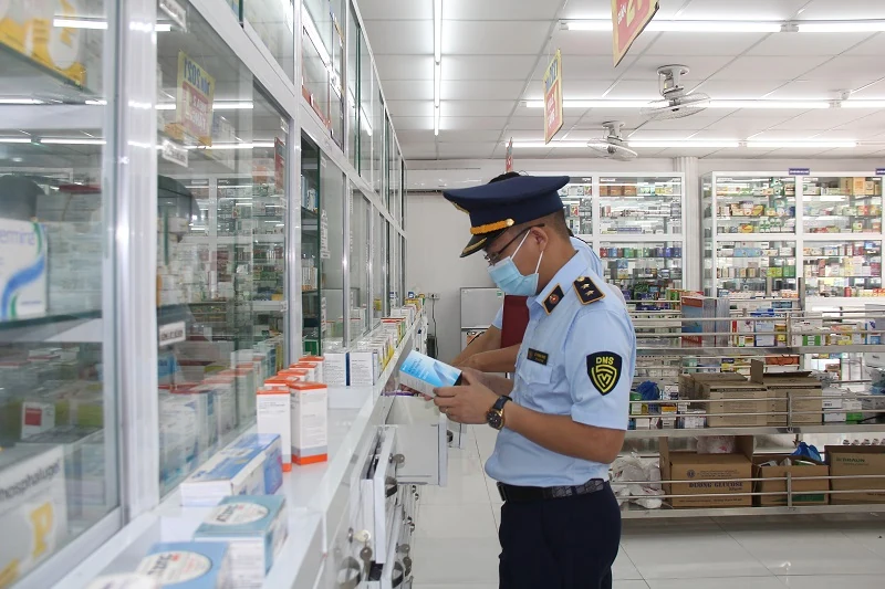 Xử lý nhiều vụ vi phạm về buôn lậu, gian lận thương mại và hàng giả