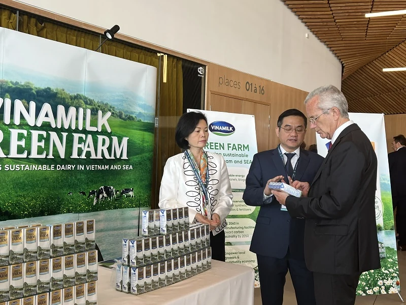 Vinamilk là đại diện duy nhất từ Đông Nam Á chia sẻ về phát triển bền vững của ngành sữa Việt Nam tại Hội nghị sữa toàn cầu