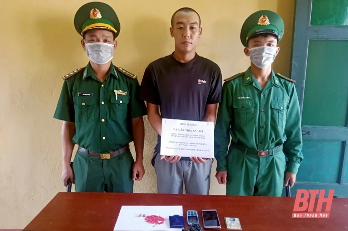 Liên tiếp bắt giữ nhiều vụ vận chuyển, tàng trữ trái phép chất ma túy, vũ khí quân dụng trên biên giới