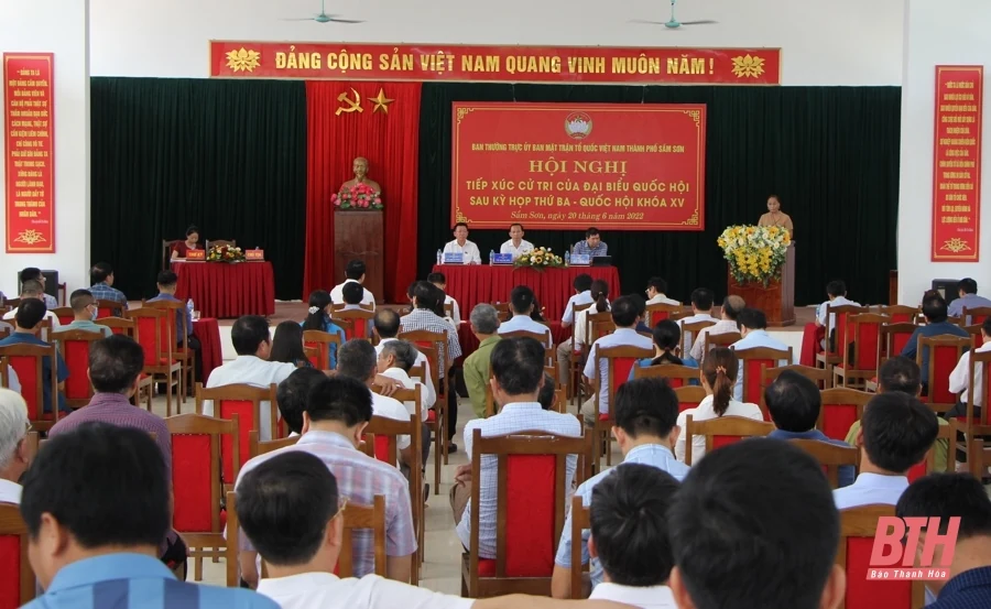 Đoàn ĐBQH tỉnh Thanh Hóa tiếp xúc cử tri huyện Hoằng Hoá và TP Sầm Sơn